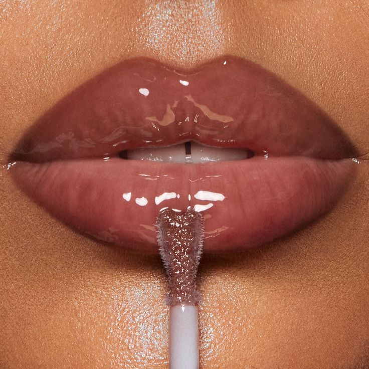 JACQUI ADORE LIP GLOSS (WATERPROOF)