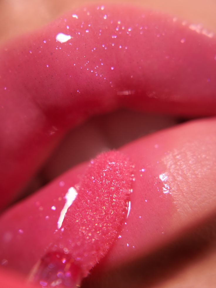JACQUI ADORE LIP GLOSS (WATERPROOF)