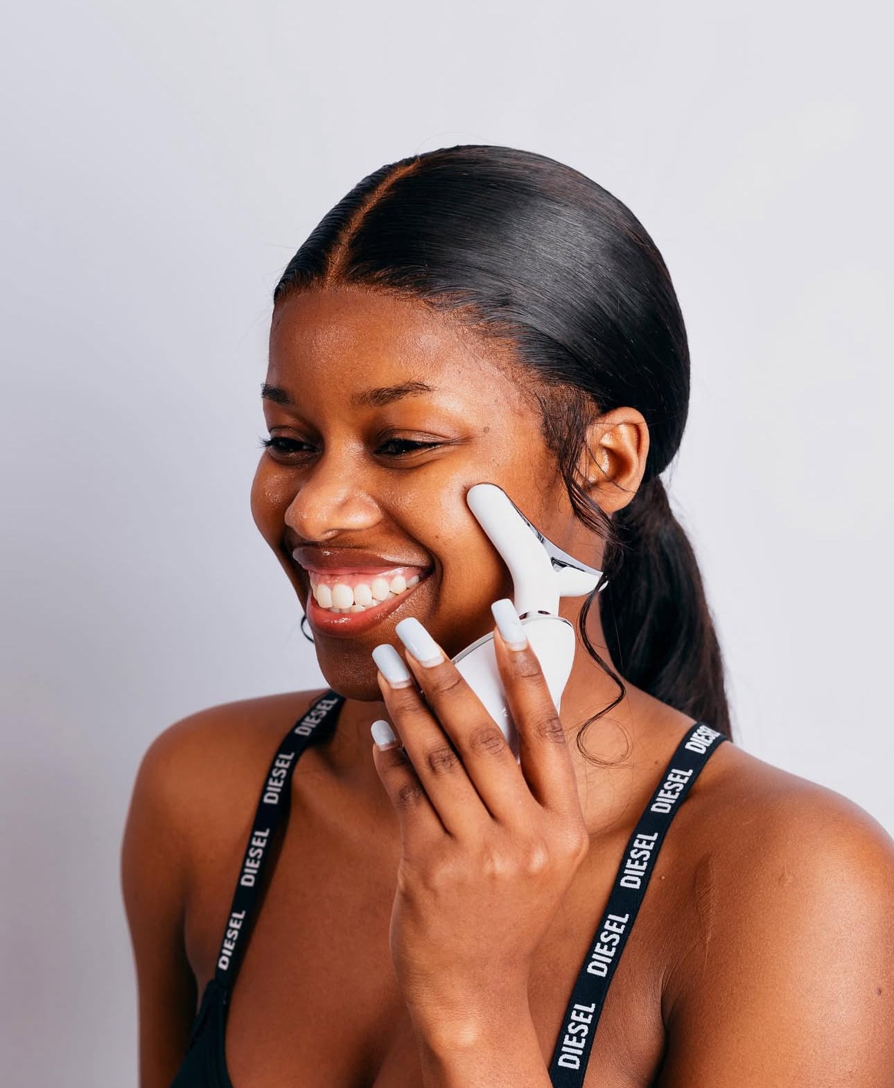 FACIAL MASSAGER LED LIGHT THERAPY